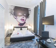 Germany Brandenburg Berlin vacation rental compare prices direct by owner 8674653