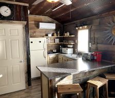 United States Arkansas Mena vacation rental compare prices direct by owner 11672640