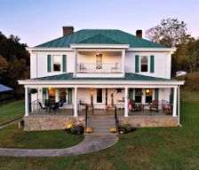 United States Virginia Boones Mill vacation rental compare prices direct by owner 27567020