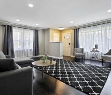 United States Illinois Des Plaines vacation rental compare prices direct by owner 32555043