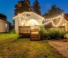 United States Illinois Westmont vacation rental compare prices direct by owner 25064106