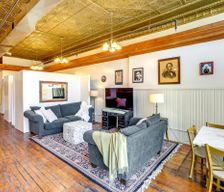 United States South Dakota Yankton vacation rental compare prices direct by owner 27237874
