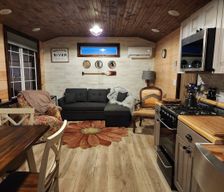 United States New York Brasher Iron Works vacation rental compare prices direct by owner 28837500