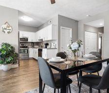 United States Illinois Springfield vacation rental compare prices direct by owner 11765555