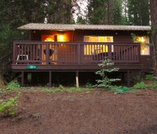 United States California Fish Camp vacation rental compare prices direct by owner 11402786