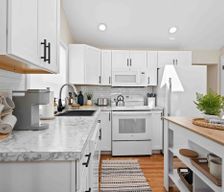United States Rhode Island Portsmouth vacation rental compare prices direct by owner 13247339