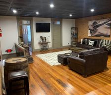 United States Kentucky Elizabethtown vacation rental compare prices direct by owner 1912553