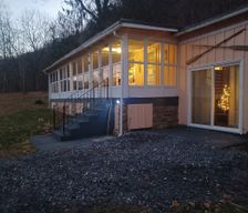 United States West Virginia Hinton vacation rental compare prices direct by owner 2721157