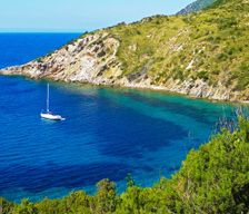 Italy Livorno Rio nell'Elba vacation rental compare prices direct by owner 6319932