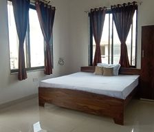 India Rajasthan Udaipur vacation rental compare prices direct by owner 16443402