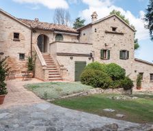 Italy Marche Villagrande vacation rental compare prices direct by owner 22612046
