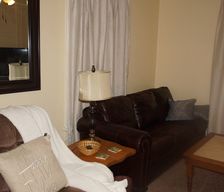 United States Iowa Davenport vacation rental compare prices direct by owner 2573683