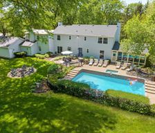 United States Illinois Glen Ellyn vacation rental compare prices direct by owner 11662781