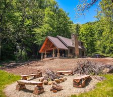 United States North Carolina Old Fort vacation rental compare prices direct by owner 15376826