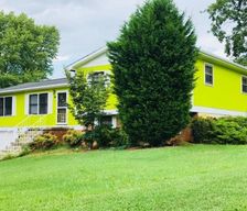 United States North Carolina Clyde vacation rental compare prices direct by owner 1882163