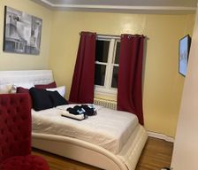 United States New York The Bronx vacation rental compare prices direct by owner 36088899