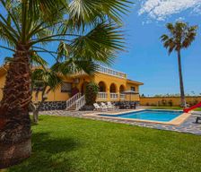 Spain Comunidad Valenciana Vinaròs vacation rental compare prices direct by owner 8403109