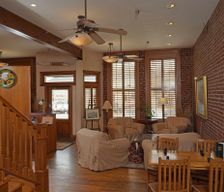 United States Kansas Cottonwood Falls vacation rental compare prices direct by owner 1405171