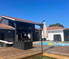 France Nouvelle-Aquitaine Salles vacation rental compare prices direct by owner 27430717