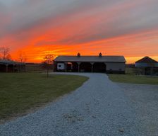 United States Kentucky Loretto vacation rental compare prices direct by owner 29664877