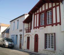 France Nouvelle-Aquitaine Châtelaillon-Plage vacation rental compare prices direct by owner 8513161