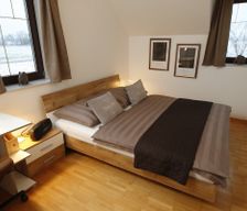 Austria Niederösterreich Gemeinde Traiskirchen vacation rental compare prices direct by owner 7784531