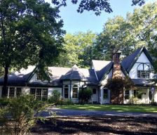 United States New York Saratoga Springs vacation rental compare prices direct by owner 371918