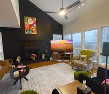 United States New York Syracuse vacation rental compare prices direct by owner 31687623