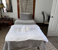 United States Ohio Akron vacation rental compare prices direct by owner 25350456