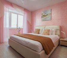 Ukraine Dnipropetrovs'ka oblast Dnipropetrovs'k vacation rental compare prices direct by owner 25106438