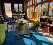 United States Arkansas Fayetteville vacation rental compare prices direct by owner 2824012