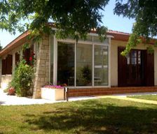 France Nouvelle-Aquitaine Mérignac vacation rental compare prices direct by owner 29514064