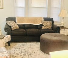 United States New York Rochester vacation rental compare prices direct by owner 32594067