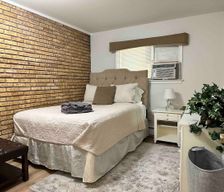 United States Illinois Waukegan vacation rental compare prices direct by owner 29356312