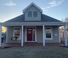United States Kansas Great Bend vacation rental compare prices direct by owner 11412115