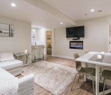 Canada British Columbia Vancouver vacation rental compare prices direct by owner 11502067