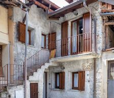 Italy Lombardia Arcumeggia vacation rental compare prices direct by owner 4555391