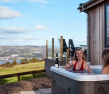 United Kingdom Scotland Langbank vacation rental compare prices direct by owner 5539089