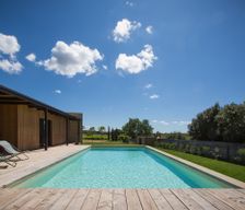 France Occitanie Argilliers vacation rental compare prices direct by owner 4153945