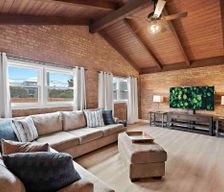 United States Illinois Downers Grove vacation rental compare prices direct by owner 11666741