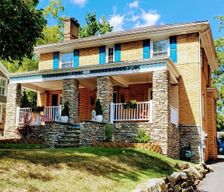 United States Ohio Akron vacation rental compare prices direct by owner 909384