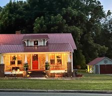 United States North Carolina Pittsboro vacation rental compare prices direct by owner 11796800