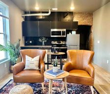 United States Michigan Detroit vacation rental compare prices direct by owner 32565557