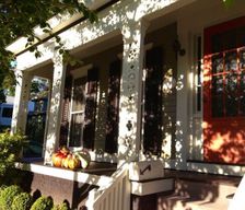 United States Rhode Island Warren vacation rental compare prices direct by owner 290742