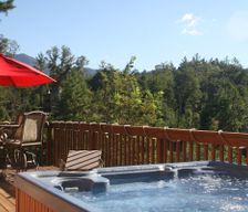 United States North Carolina Clyde vacation rental compare prices direct by owner 220426
