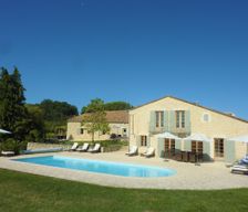 France Nouvelle-Aquitaine Saint-Sernin vacation rental compare prices direct by owner 6493895