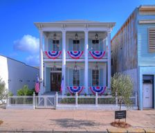 United States Texas Galveston vacation rental compare prices direct by owner 2142298