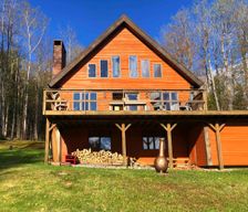 United States Vermont Cavendish vacation rental compare prices direct by owner 1942814