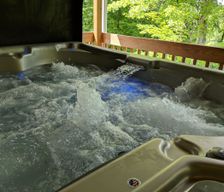 United States Ohio Logan vacation rental compare prices direct by owner 24998666