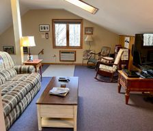 United States New York LaFayette vacation rental compare prices direct by owner 25456784